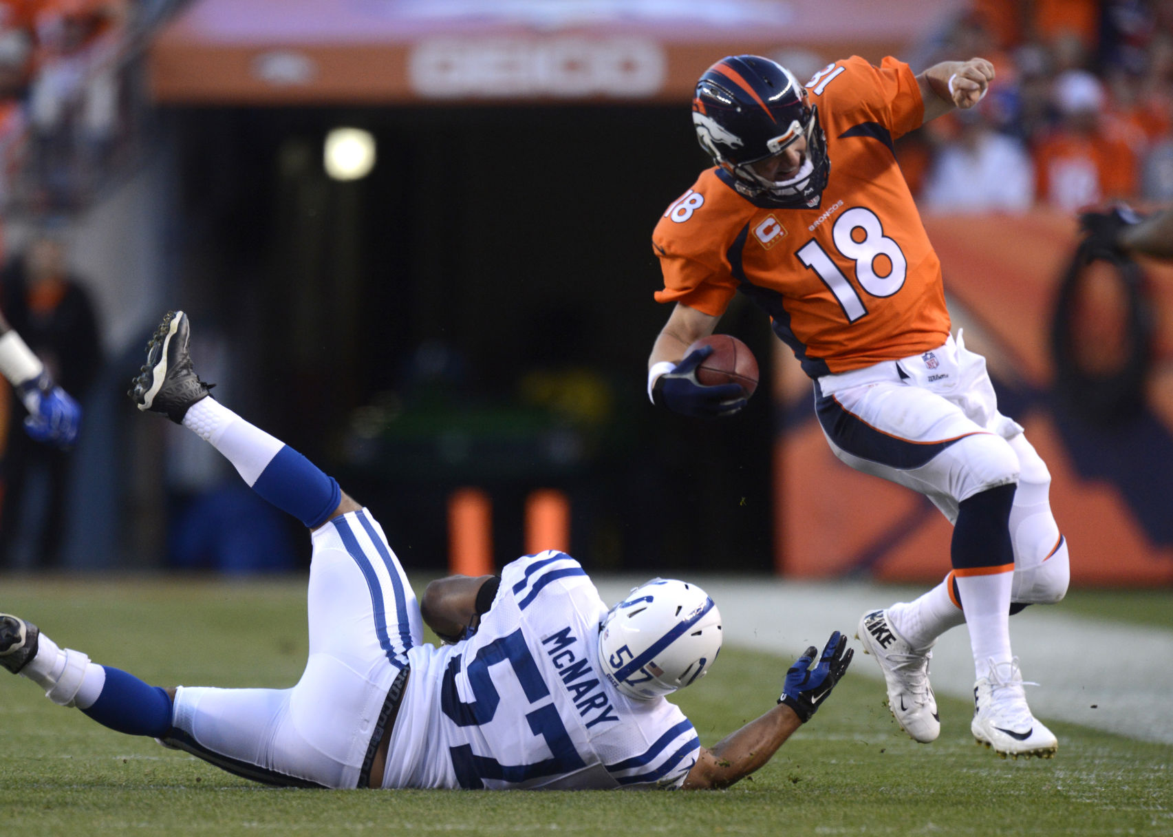 BRONOS COLTS